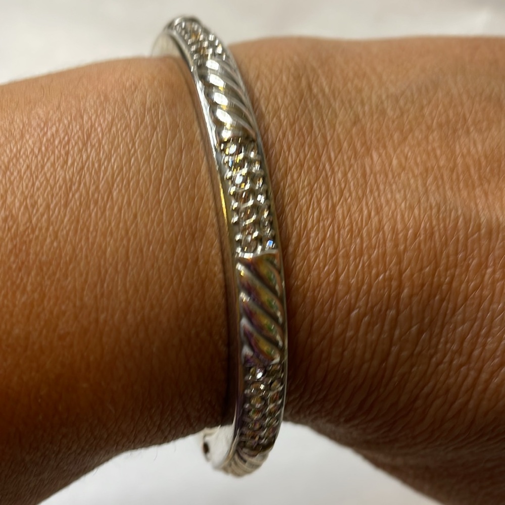 Brighton Oval Hinged Bracelet Crystals Stations one side &Rope design on other.